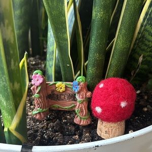 Hand felted wool mushrooms. Set of 7 hand crafted upcycled champagne corks wine